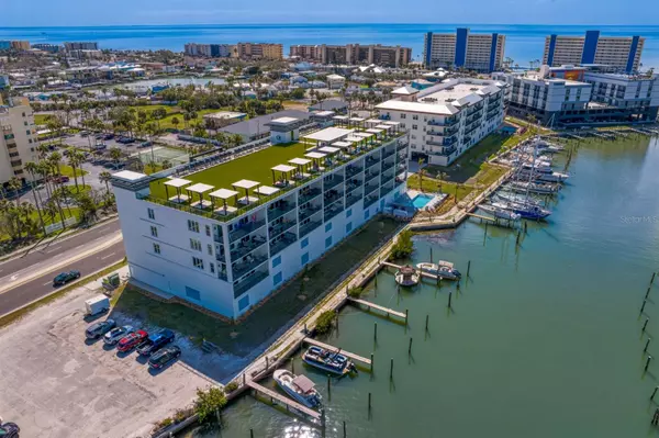 Madeira Beach, FL 33708,400 150TH AVE #206