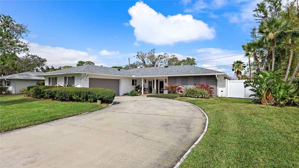 1177 86TH TER N, St Petersburg, FL 33702