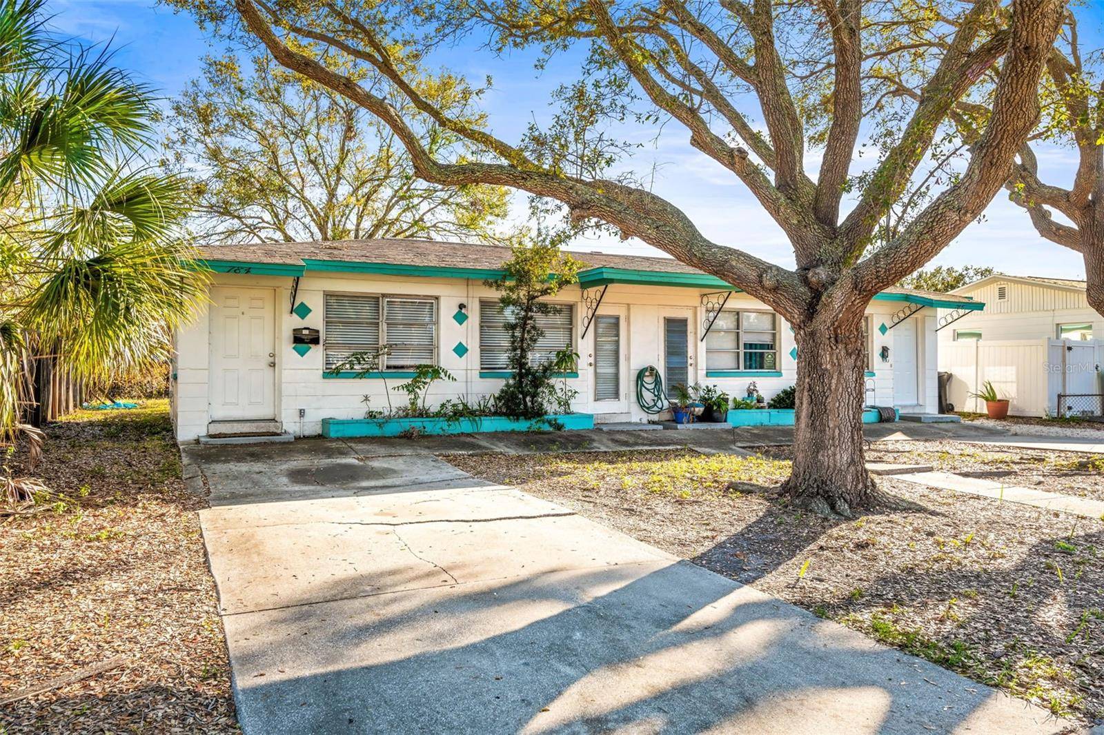 784 73RD AVE N,  St Petersburg,  FL 33702
