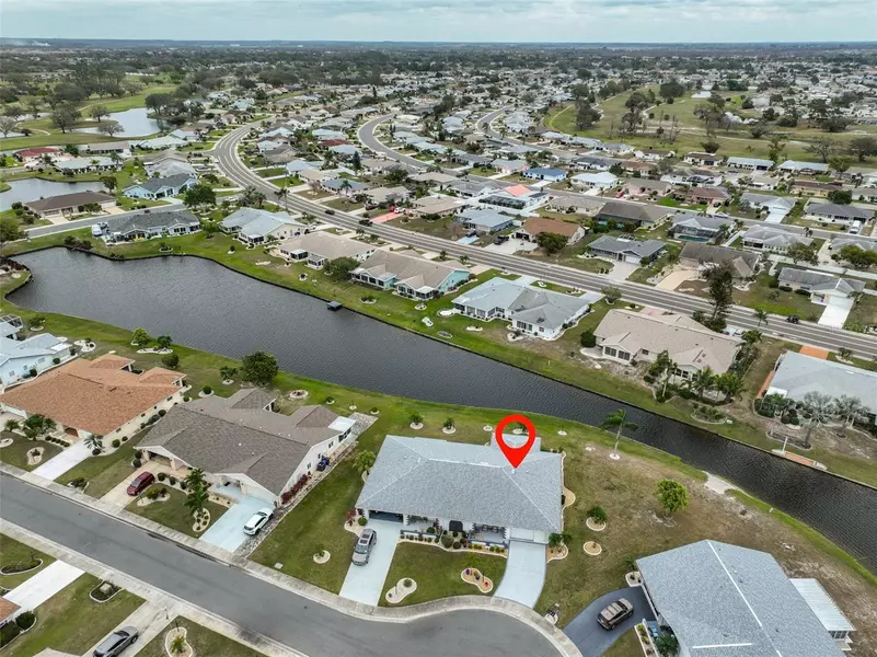 1805 COLUMBINE PL, Sun City Center, FL 33573