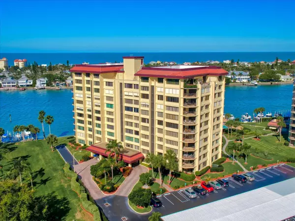 Clearwater Beach, FL 33767,700 ISLAND WAY #404