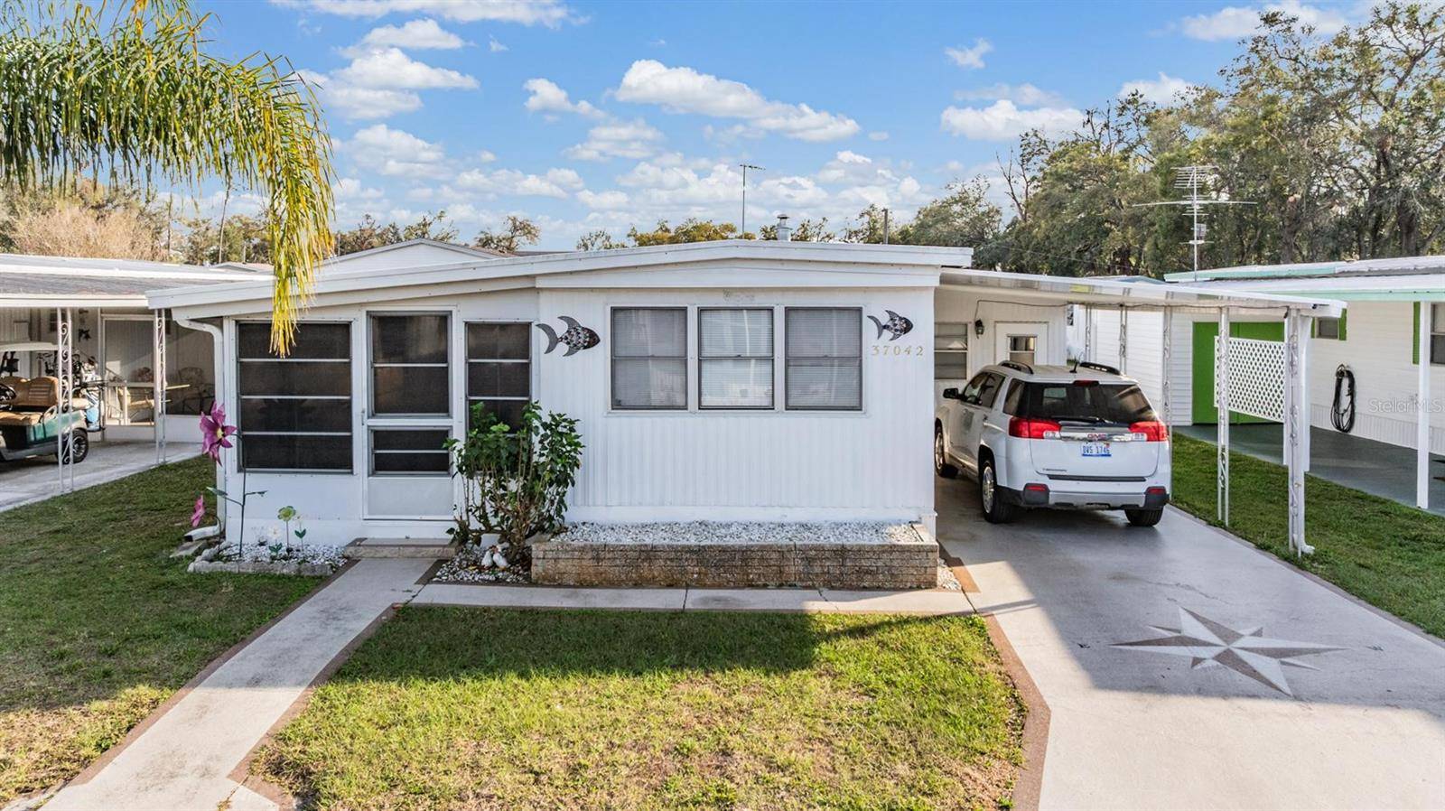 Zephyrhills, FL 33542,37042 LOIS AVE