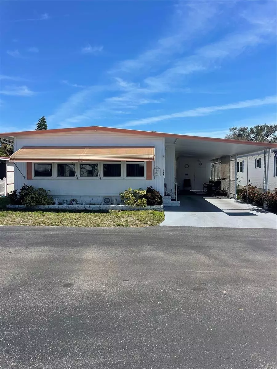 Largo, FL 33771,9900 ULMERTON RD #242