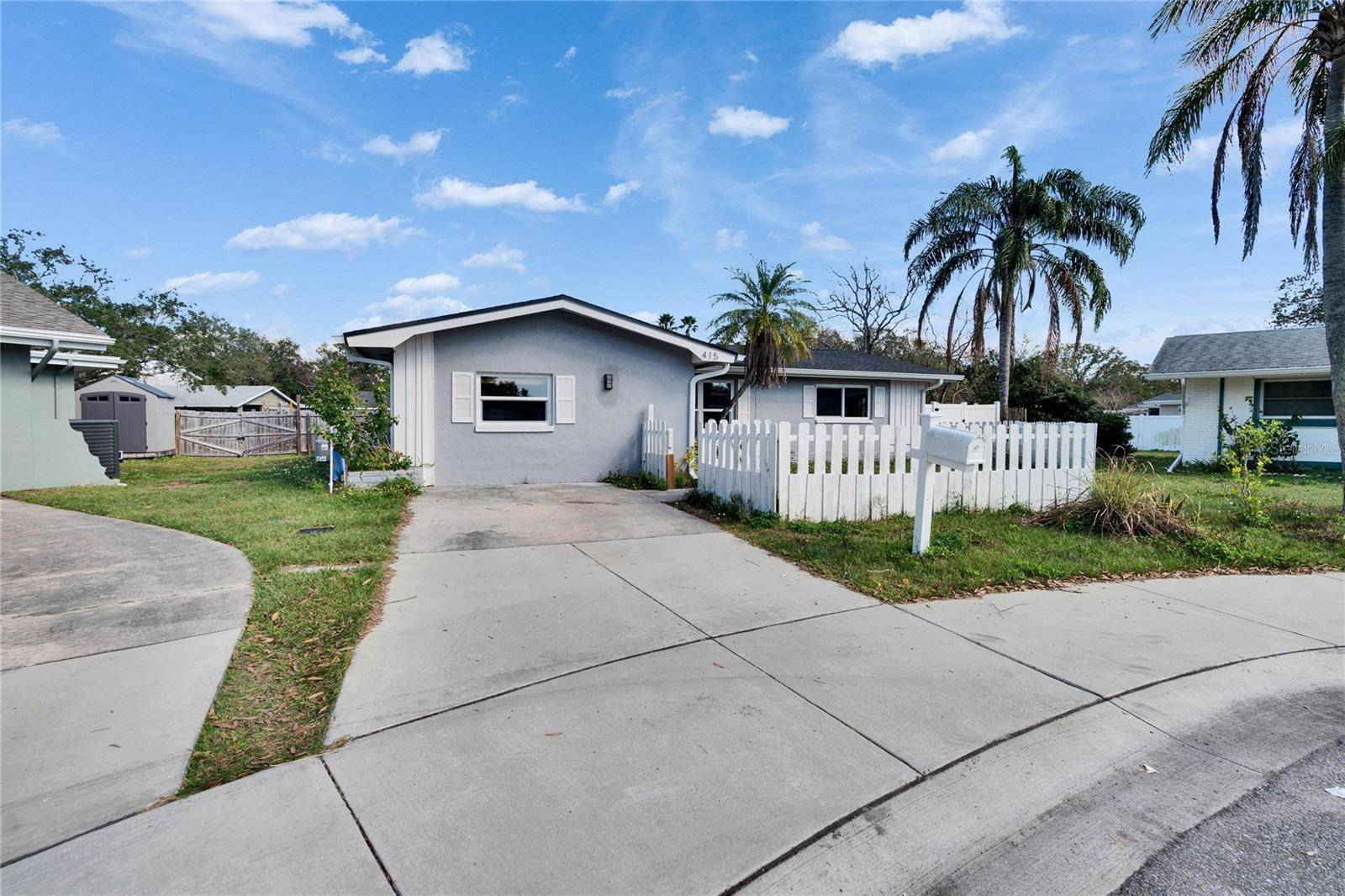 415 MAPLEWOOD CIR, Oldsmar, FL 34677