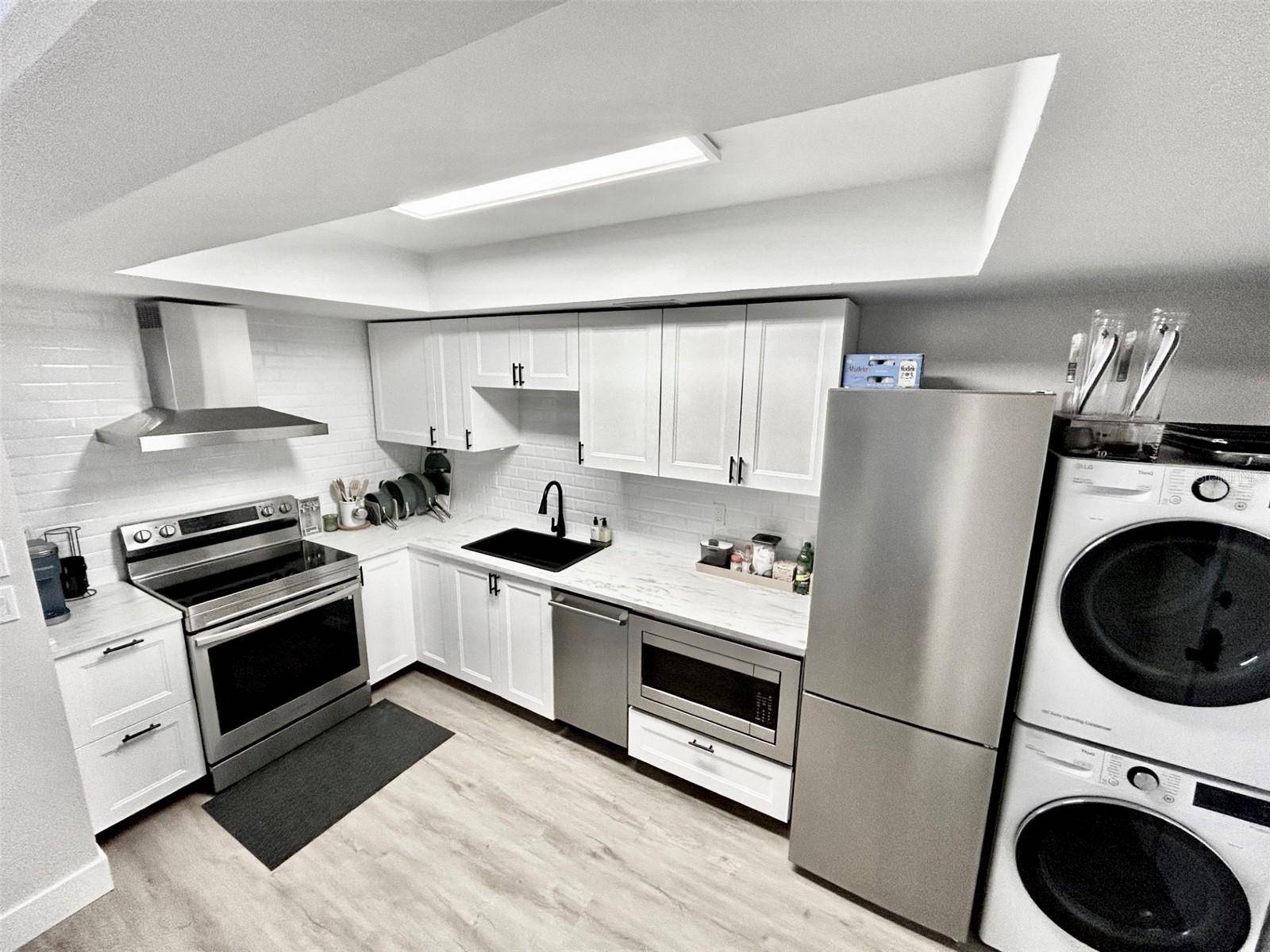 Clearwater, FL 33756,100 PIERCE ST #1102