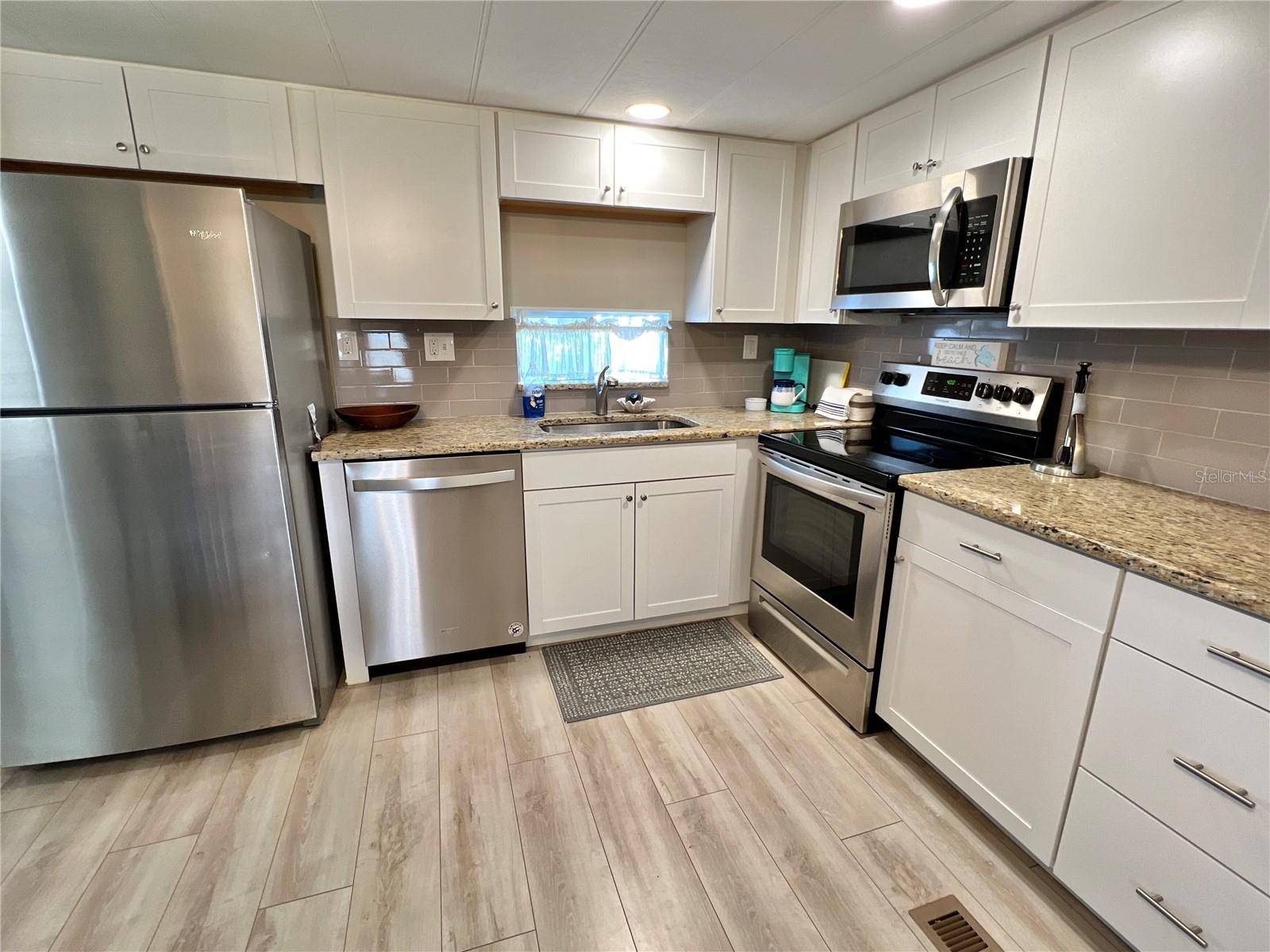 St Petersburg, FL 33702,640 MOUNT LANCASTER AVE NE #648
