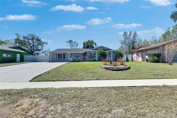 3213 KING WILLIAM CIR, Seffner, FL 33584