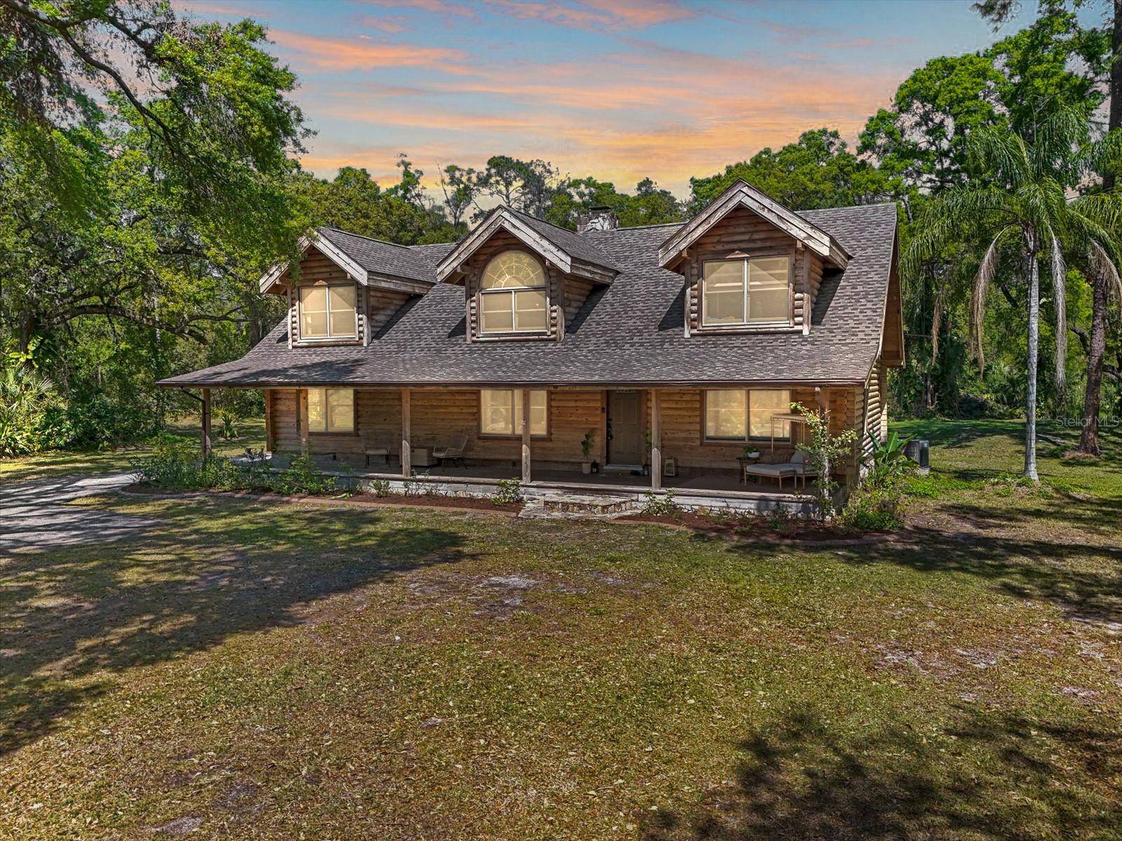 14206 WALDEN SHEFFIELD RD, Dover, FL 33527