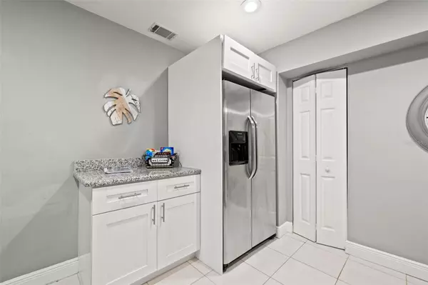 Brandon, FL 33511,3908 ALAFIA BLVD