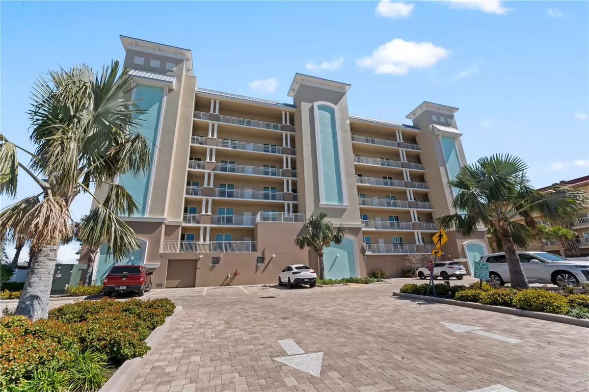 Clearwater Beach, FL 33767,125 ISLAND WAY #404