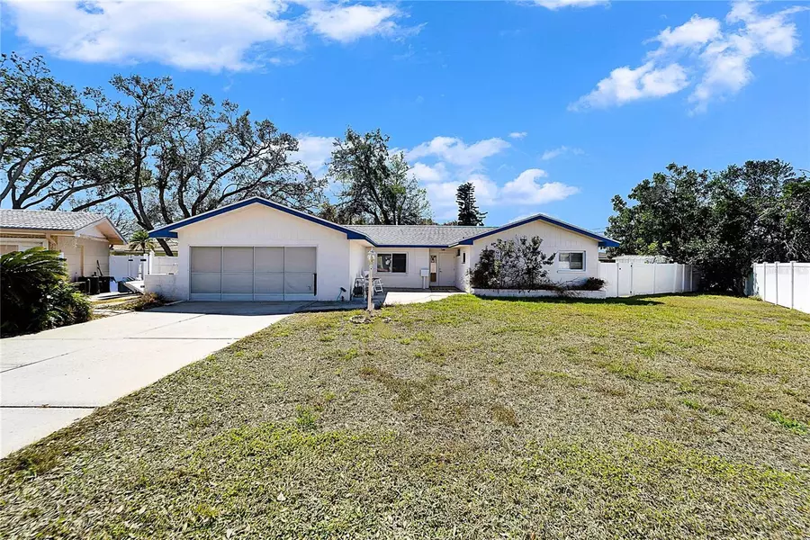 2724 66TH TER S, St Petersburg, FL 33712