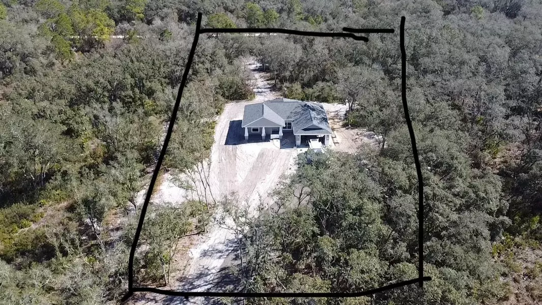 8204 CHIMNEY ROCK DR, Webster, FL 33597