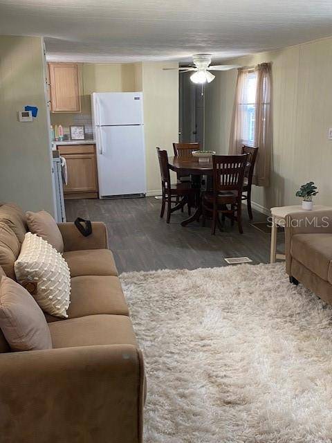 Zephyrhills, FL 33541,36416 CORDOVA CIR
