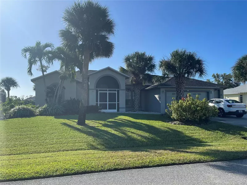 82 MARKER RD, Rotonda West, FL 33947