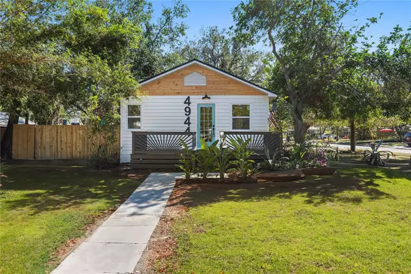 4944 28TH AVE S, Gulfport, FL 33707