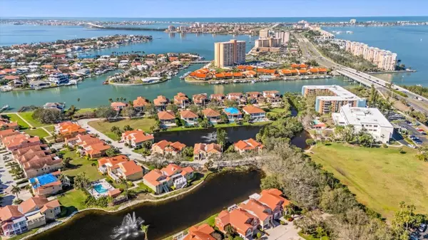 St Petersburg, FL 33711,18 CRESCENT PL S