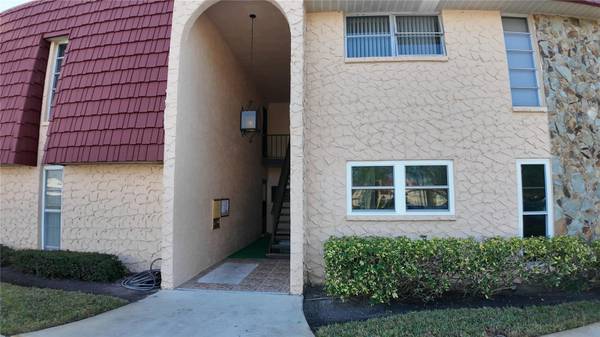 124 BUTTONWOOD CIR #124, Seminole, FL 33777