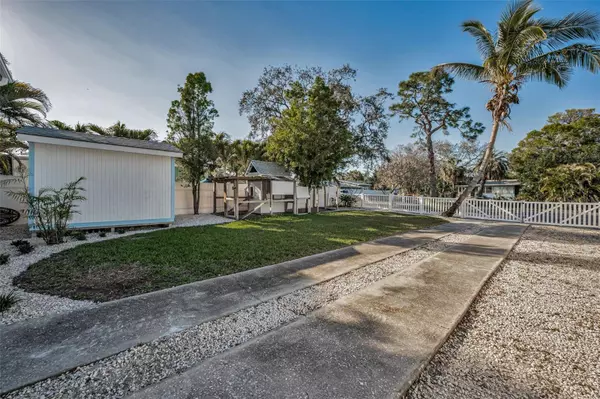 Crystal Beach, FL 34681,7 GEORGIA AVE