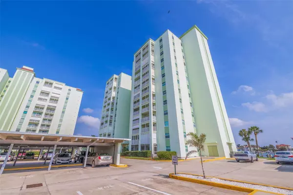 400 64TH AVE #1108, St Pete Beach, FL 33706