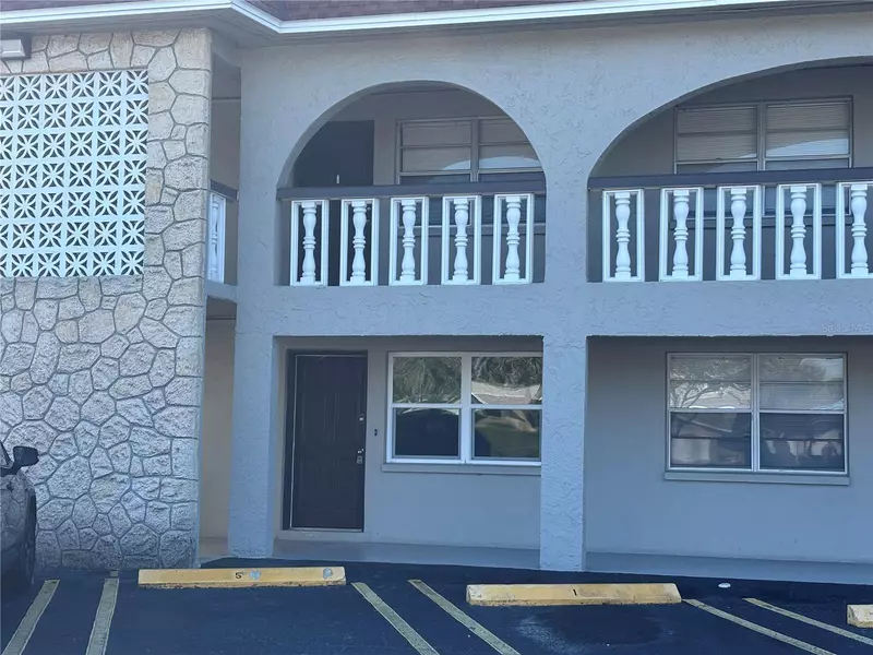 6080 22ND AVE N #5, St Petersburg, FL 33710