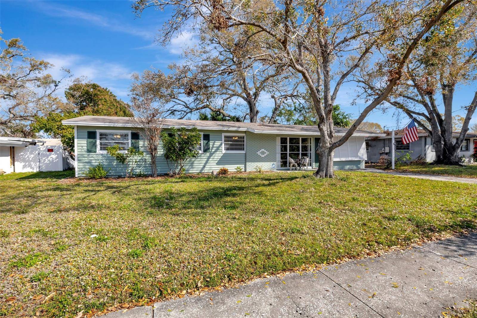 4423 W MONTGOMERY AVE, Tampa, FL 33616