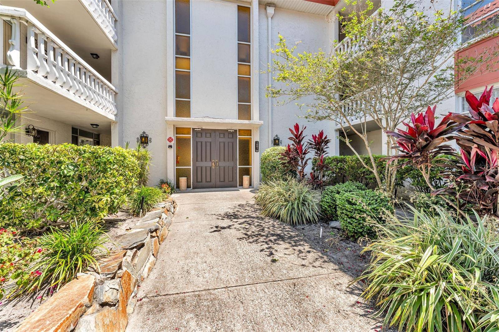 1001 PEARCE DR #106, Clearwater, FL 33764