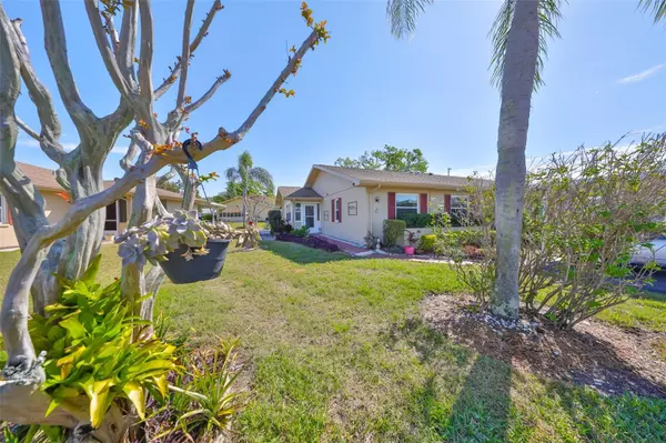 411 FARADAY TRL #A,  Sun City Center,  FL 33573