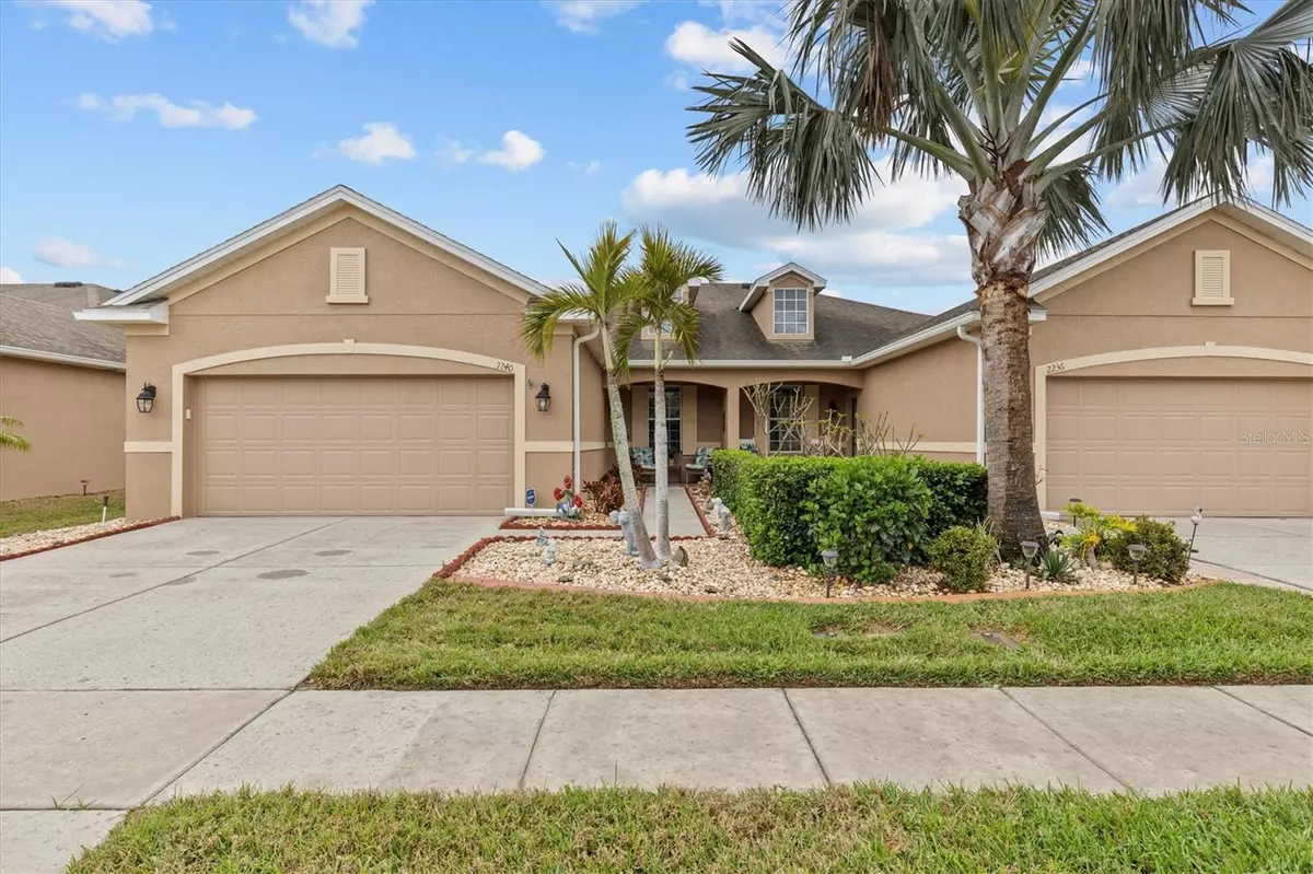 Holiday, FL 34691,2240 PARROT FISH DR