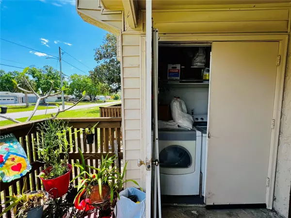 St Petersburg, FL 33702,2213 65TH AVE N #2213
