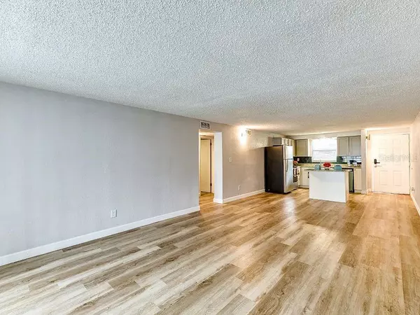 Port Richey, FL 34668,9900 GRACE DR #7