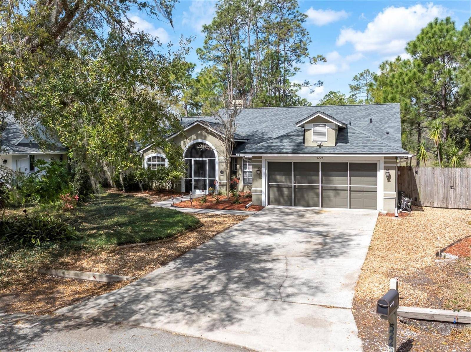 5225 EAGLE BLVD, Land O Lakes, FL 34639