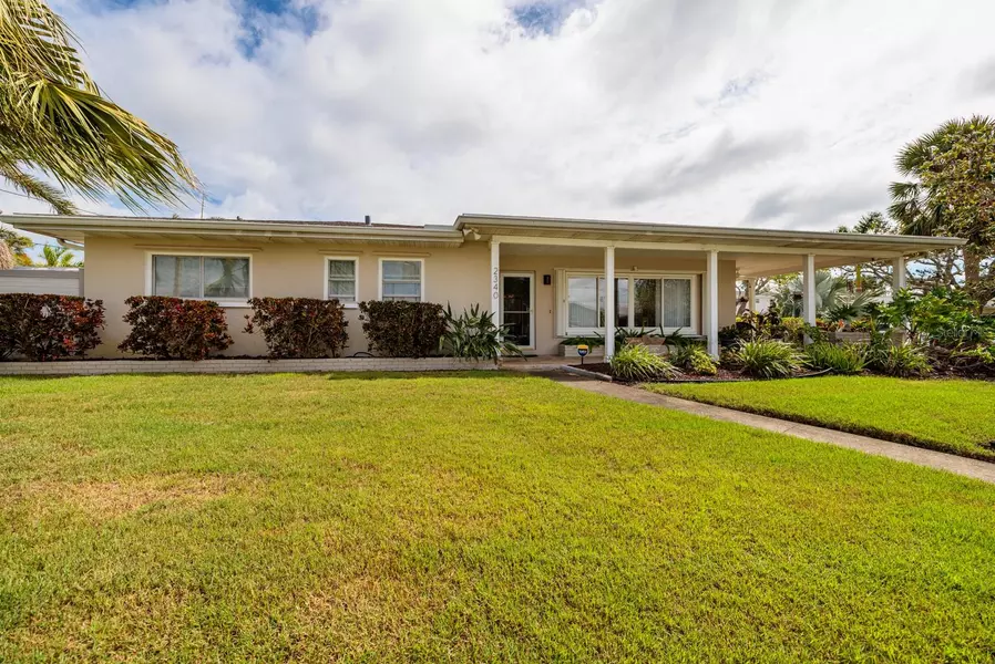 2340 W BAY ISLE DR SE, St Petersburg, FL 33705