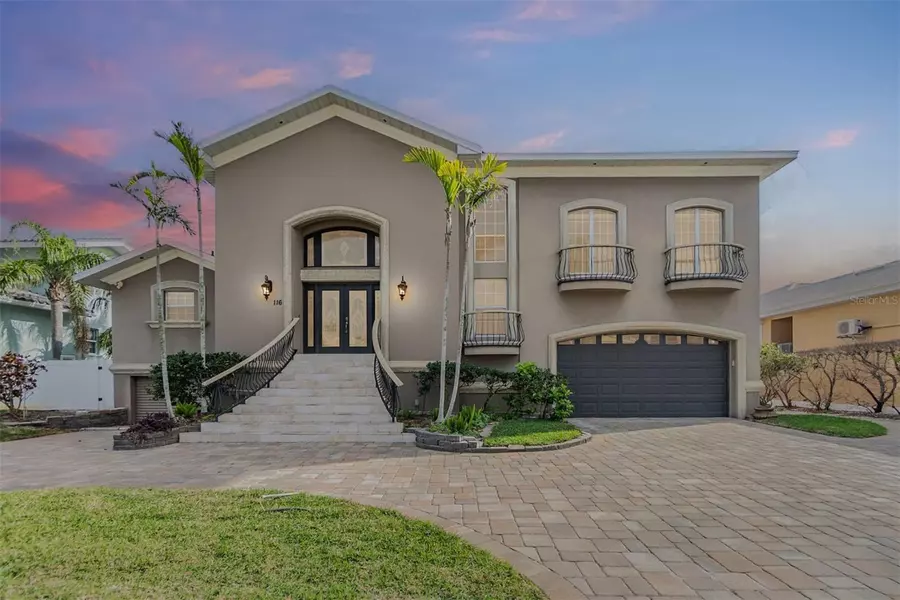 116 9TH ST E, Tierra Verde, FL 33715