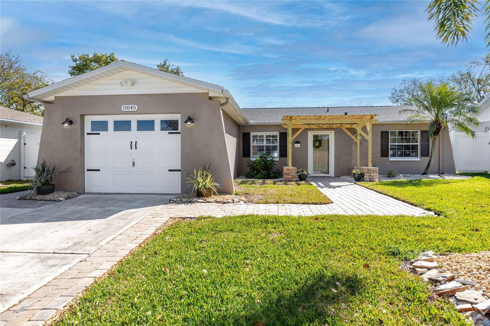 11045 BROADWOOD DR N, Pinellas Park, FL 33782