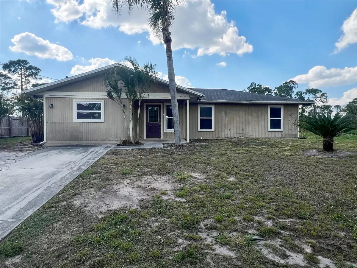 Lehigh Acres, FL 33971,605 LEO AVE N