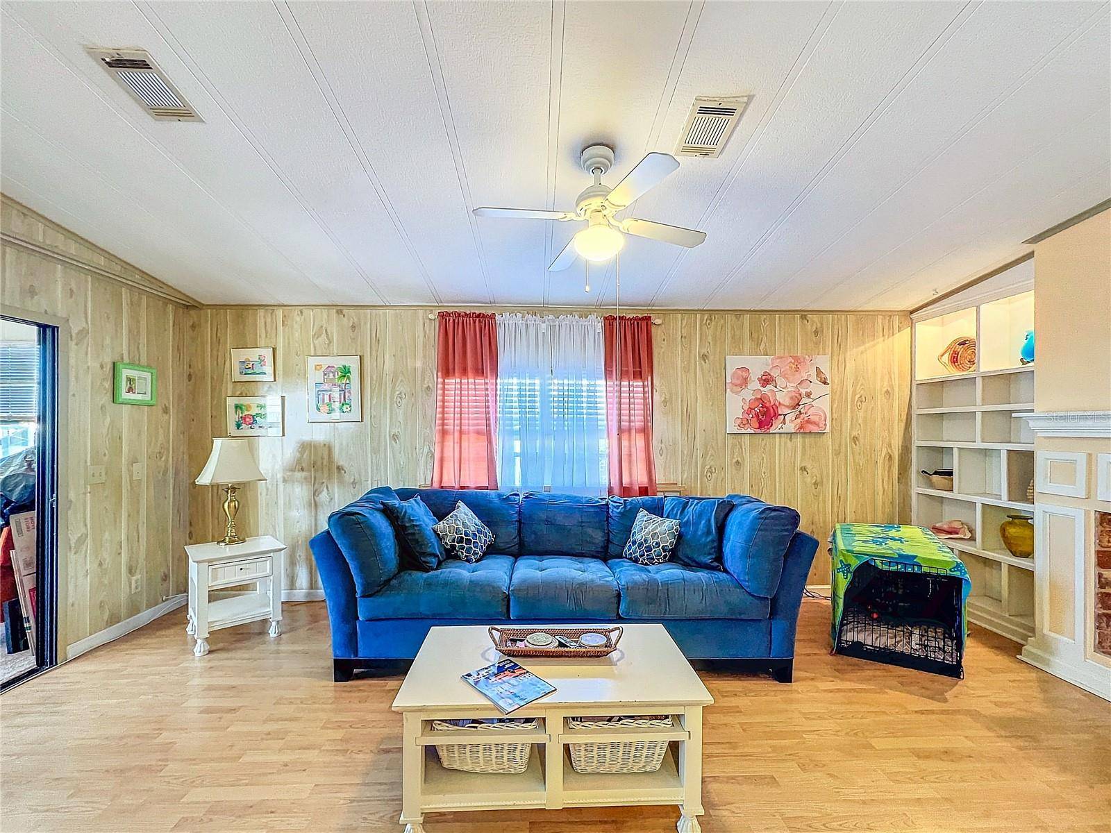 Holiday, FL 34691,2122 MAUI DR