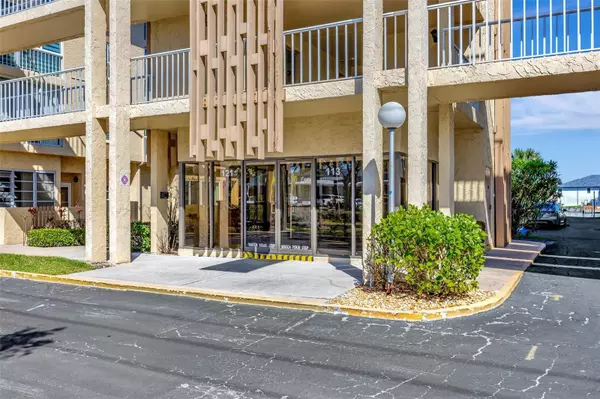 113 ISLAND WAY #241, Clearwater Beach, FL 33767