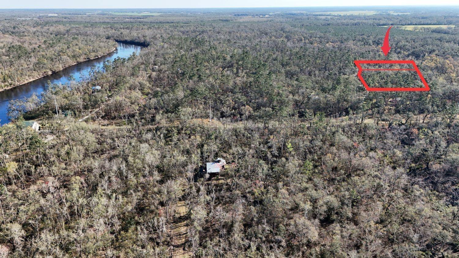 NW FOX RUN TRL, Mayo, FL 32066