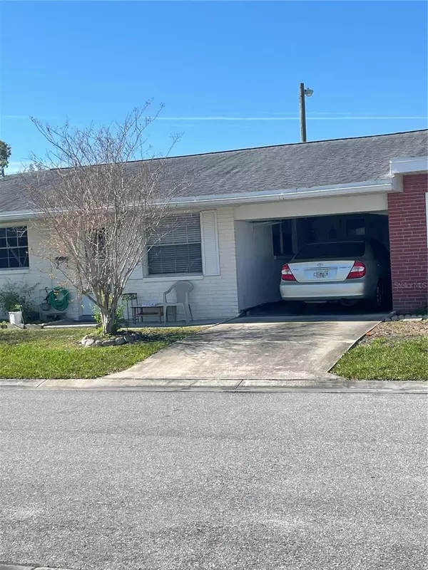 Pinellas Park, FL 33782,10002 DAFFODIL ST N #51