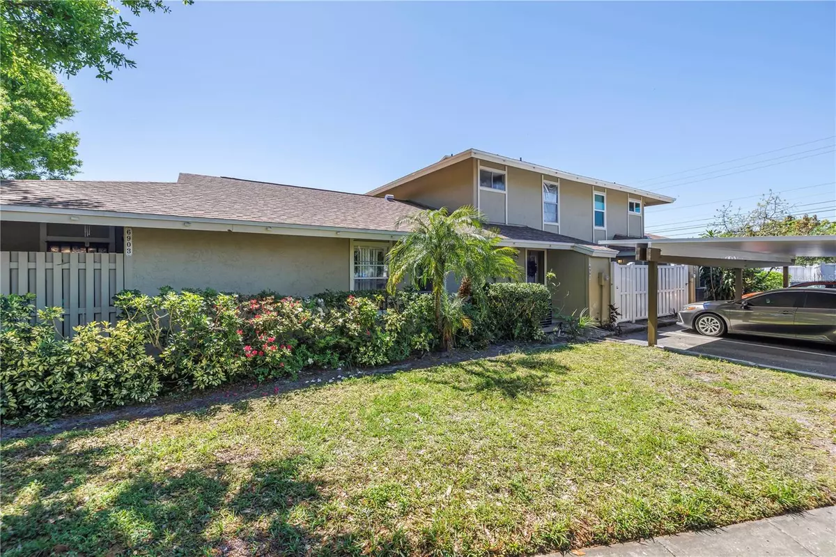 Tampa, FL 33634,6902 EL CENTRO CT