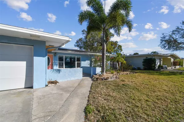 Dunedin, FL 34698,2451 BAYWOOD DR W
