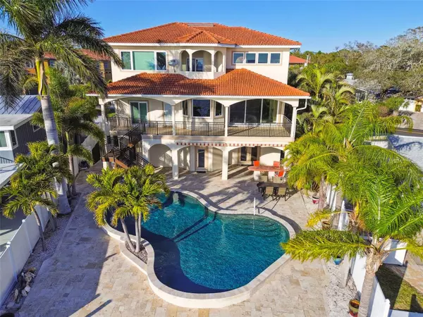 Palm Harbor, FL 34683,100 DRIFTWOOD DR W
