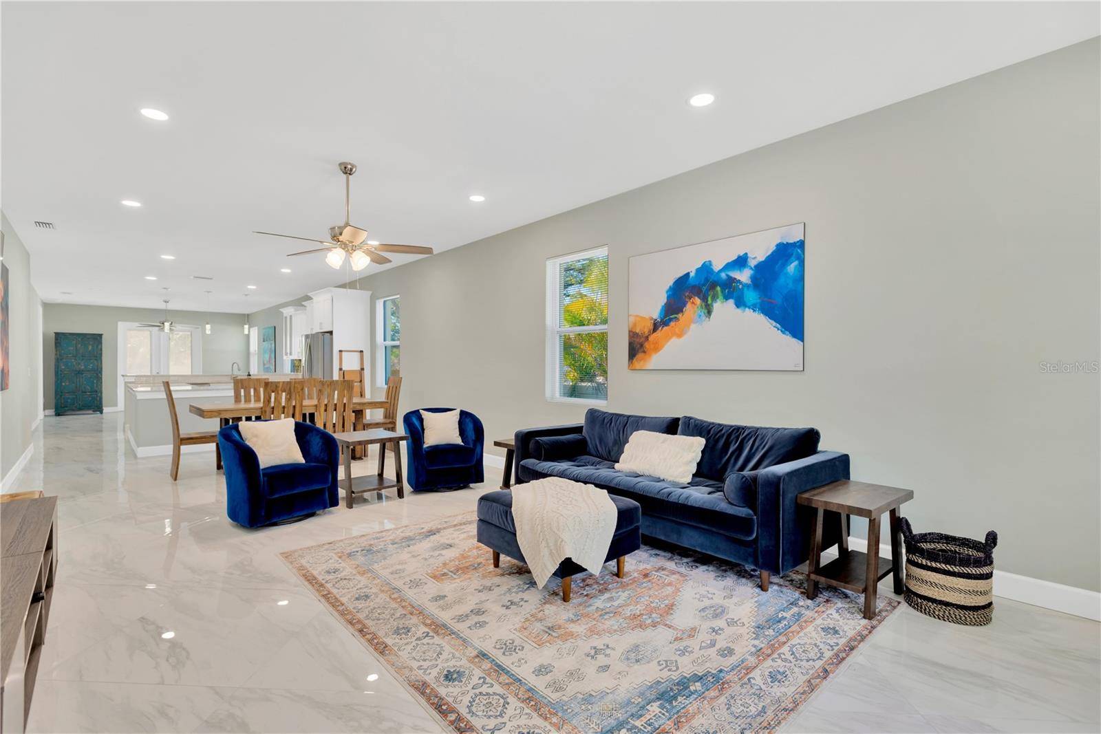 St Petersburg, FL 33701,860 17TH AVE S