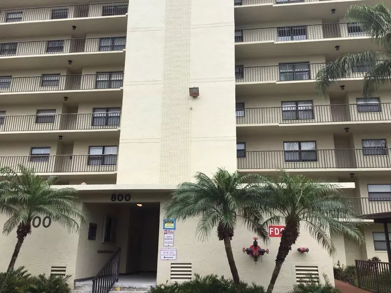 800 COVE CAY DR #5D, Clearwater, FL 33760