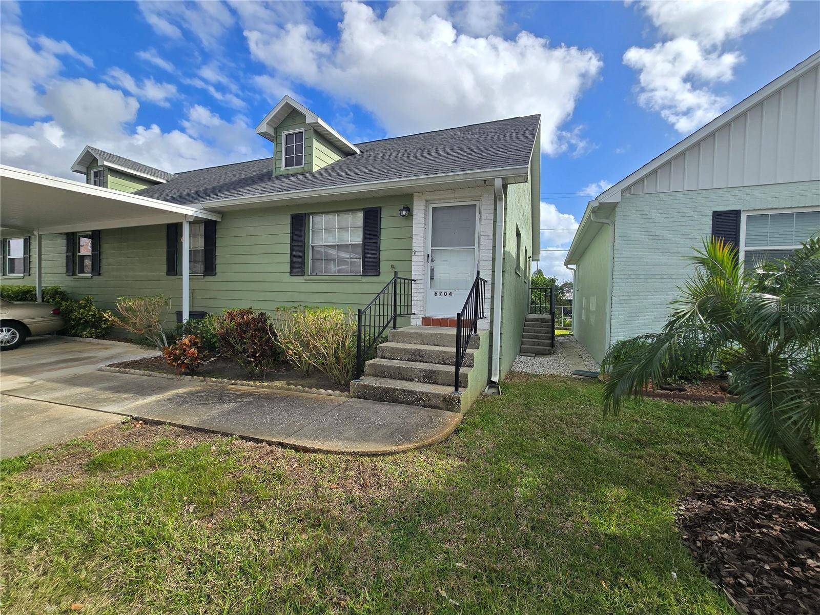 6704 HICKORYWOOD LN #2B, New Port Richey, FL 34653