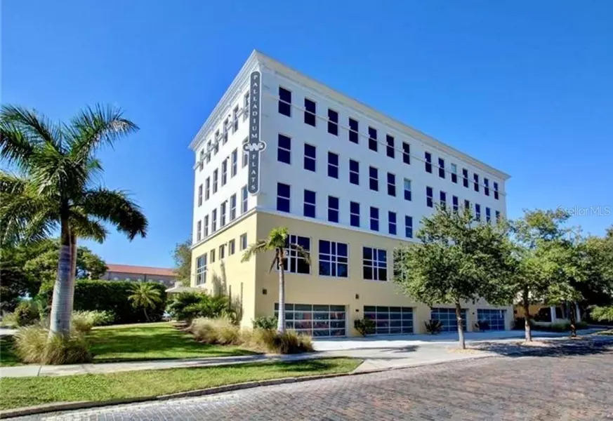 205 5TH AVE N #301, St Petersburg, FL 33701