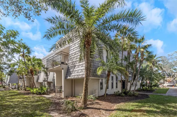 Dunedin, FL 34698,718 LYNDHURST ST #904