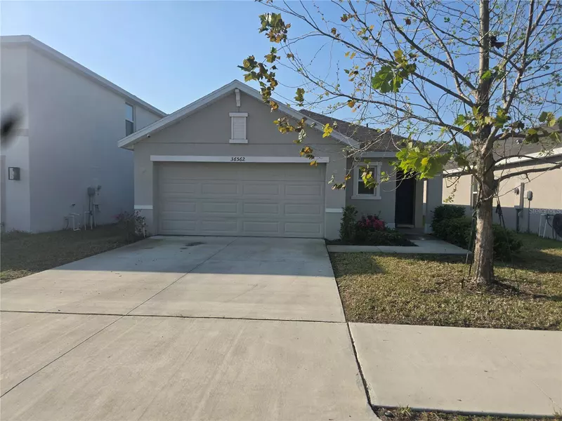 36562 SILVER MAIZE DR, Dade City, FL 33525