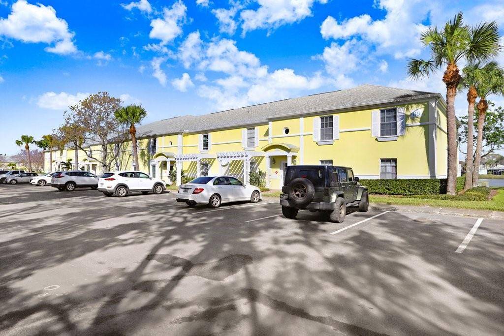 St Petersburg, FL 33705,113 SEAHORSE DR SE #D