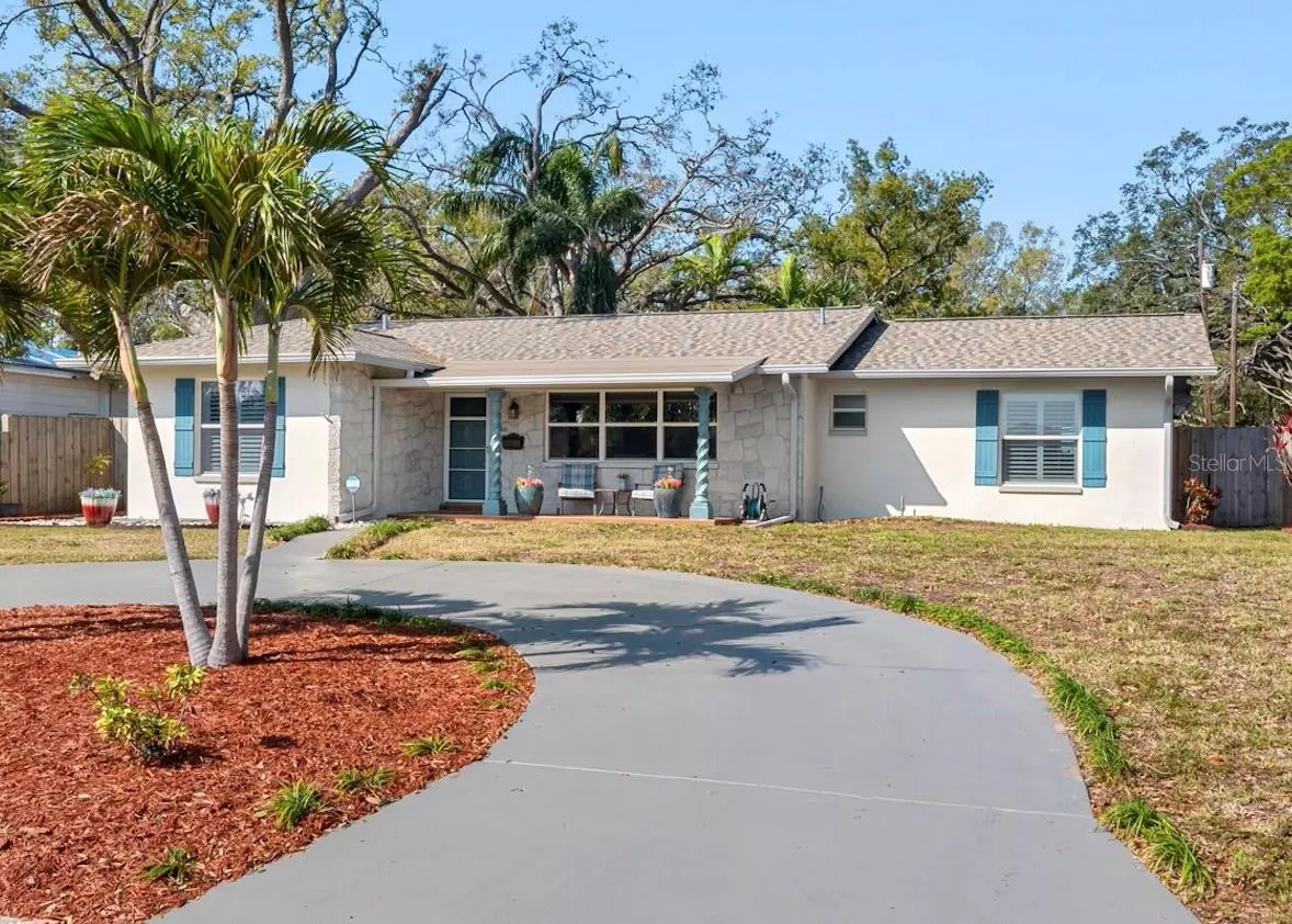 St Petersburg, FL 33714,5300 ROBIN LN N